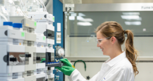 Radiofilum scientist in the lab using HPLCs