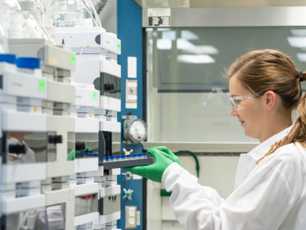 Scientist in Radiofilum's analytical laboratories